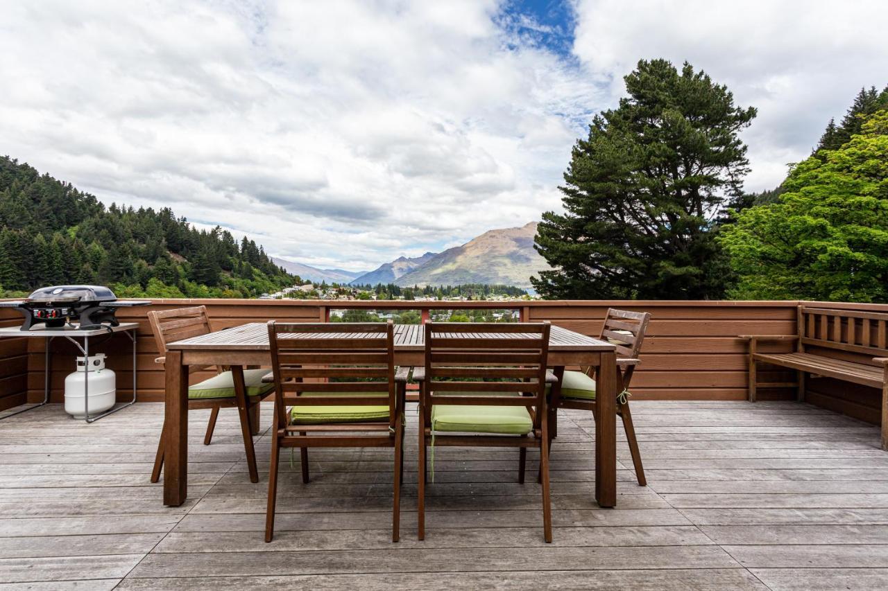 Hot Tub And Views Over Central Queenstown - Entire Holiday House Esterno foto