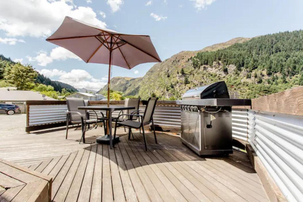 Hot Tub And Views Over Central Queenstown - Entire Holiday House Esterno foto