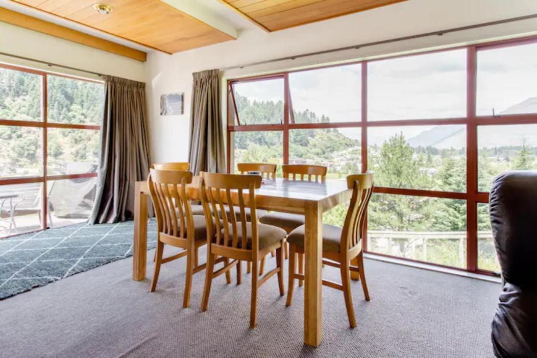 Hot Tub And Views Over Central Queenstown - Entire Holiday House Esterno foto